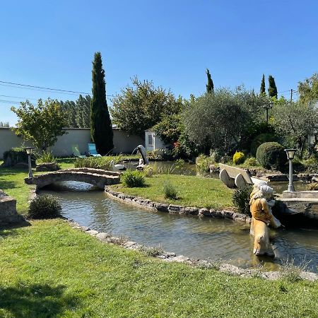 Studio Les Petits Lutins Entraigues-sur-la-Sorgue Екстериор снимка