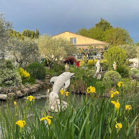 Studio Les Petits Lutins Entraigues-sur-la-Sorgue Екстериор снимка