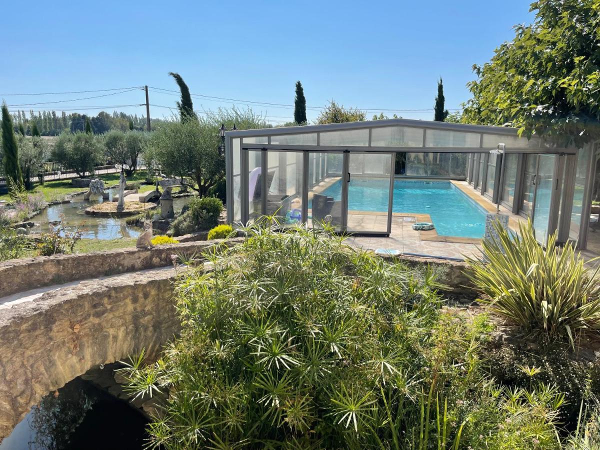 Studio Les Petits Lutins Entraigues-sur-la-Sorgue Екстериор снимка